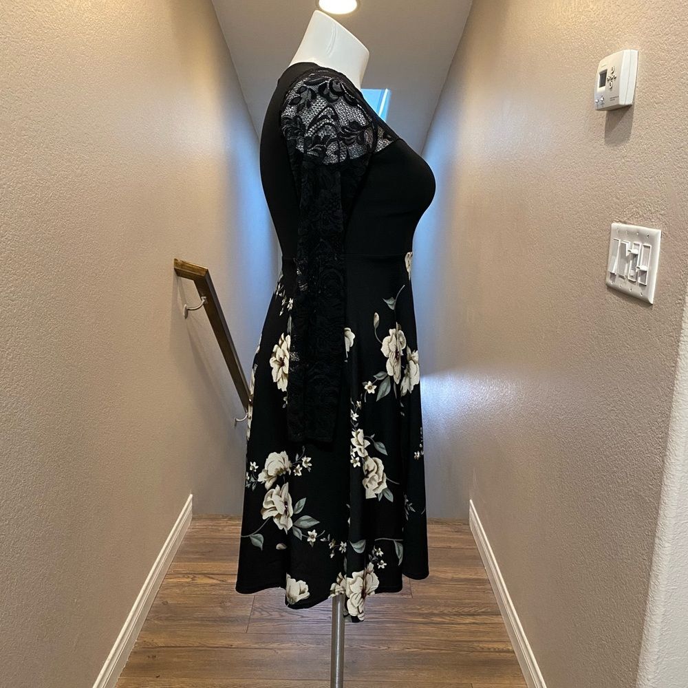 Shein L Woman’s Dress Black Lace Floral Print